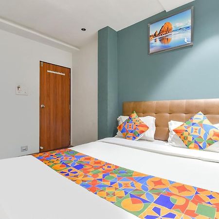 Fabhotel Nidhivan, Udhna Junction Сурат Екстер'єр фото
