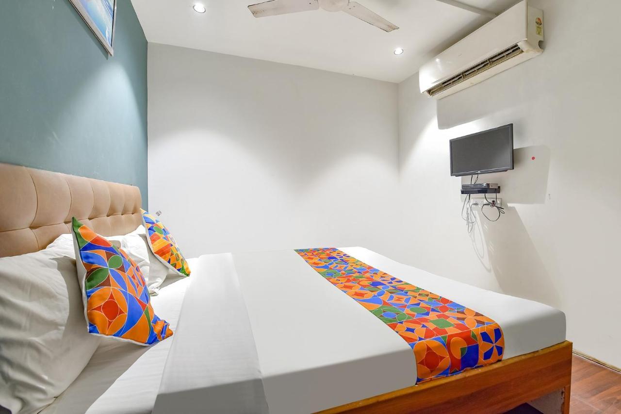 Fabhotel Nidhivan, Udhna Junction Сурат Екстер'єр фото